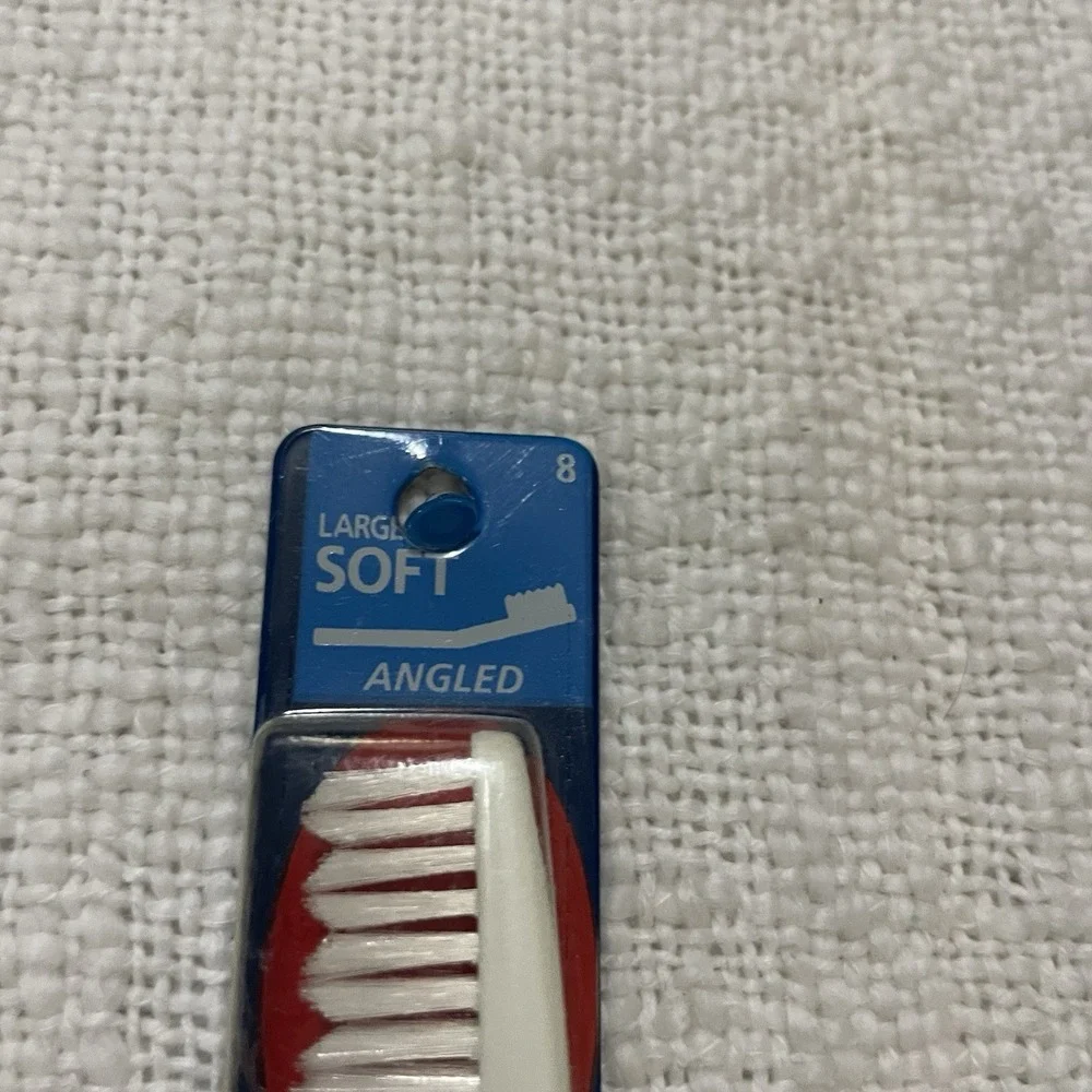 Vintage 1993 Crest Complete Toothbrush Large‎ soft Angled Head Rare 90's